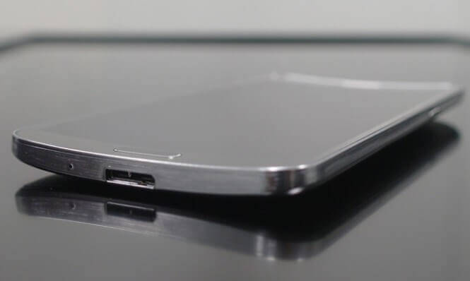 Samsung-adopta-las-pantallas-OLED-curvas-en-sus-dispositivos